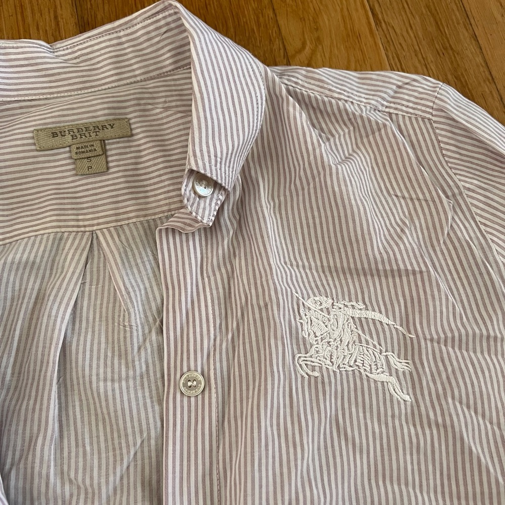 🚨 AUTHENTIC BURBERRY TOP